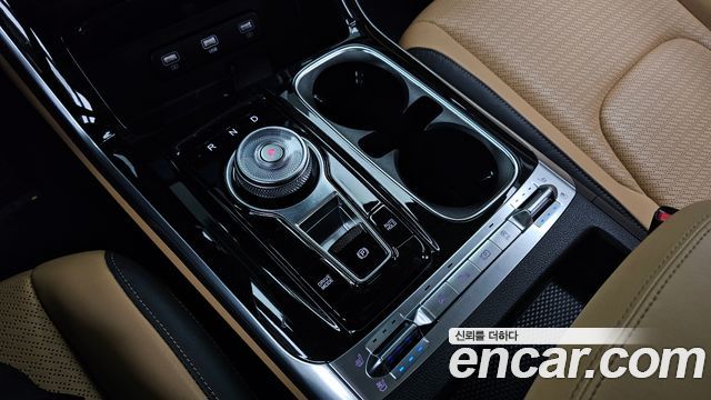 Kia Canival 2023 — photo 12