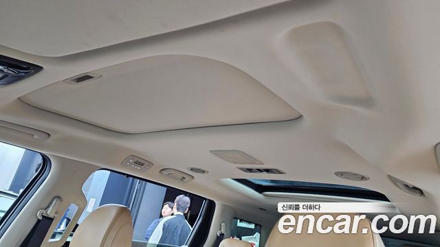 Kia Canival 2023 — photo 23
