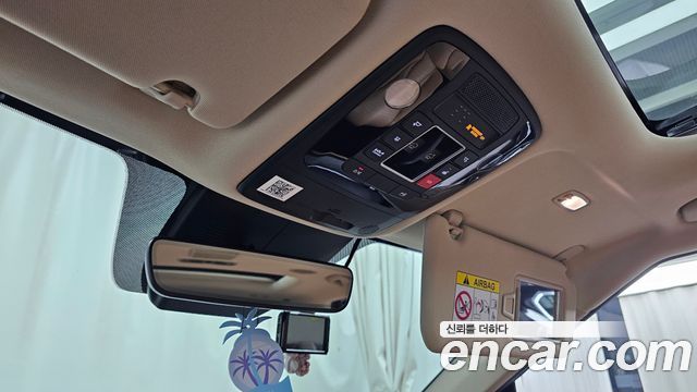 Kia Canival 2023 — photo 27
