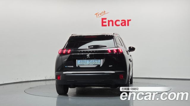 Peugeot 2008 2022 — photo 4