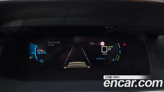 Peugeot 2008 2022 — photo 11