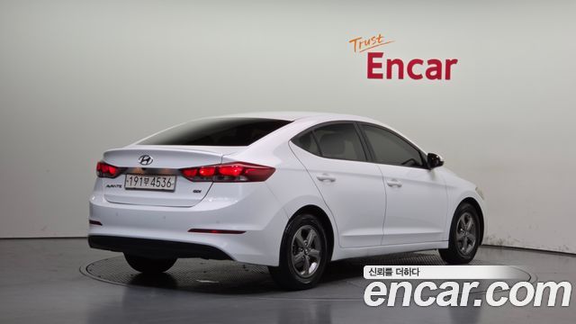 Hyundai AVANTE 2017 — photo 2