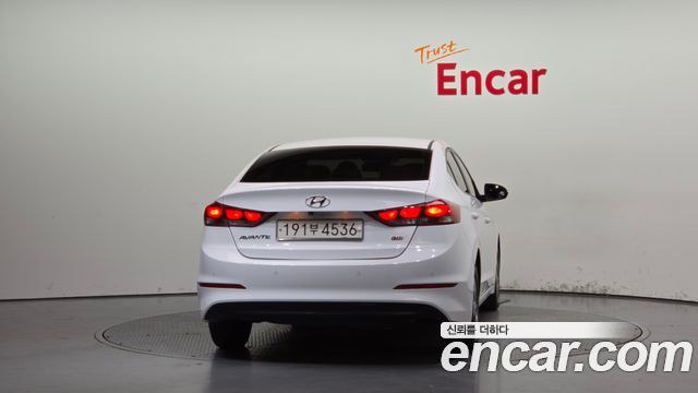 Hyundai AVANTE 2017 — photo 4