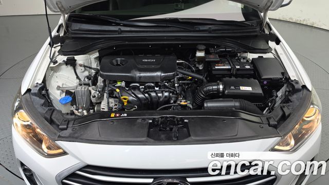 Hyundai AVANTE 2017 — photo 6
