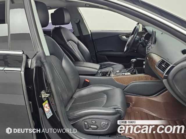Audi A7 2012 — photo 10
