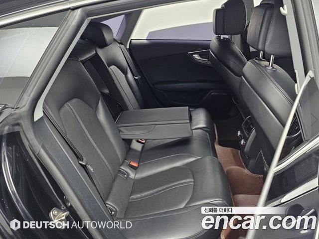 Audi A7 2012 — photo 12