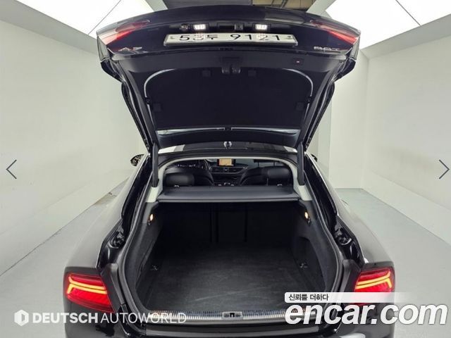 Audi A7 2012 — photo 19