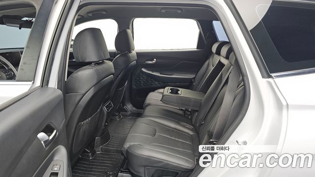 Hyundai Santafe 2021 — photo 11