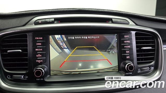Kia Sorento 2016 — photo 14