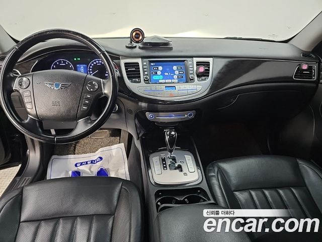 Hyundai Genesis 2013 — photo 5