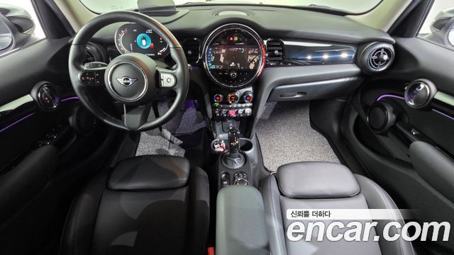 Mini Cooper 2022 — photo 10