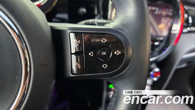Mini Cooper 2022 — photo 33