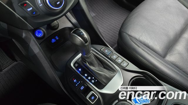 Hyundai Santafe 2016 — photo 9
