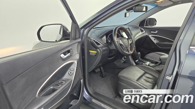 Hyundai Santafe 2016 — photo 10