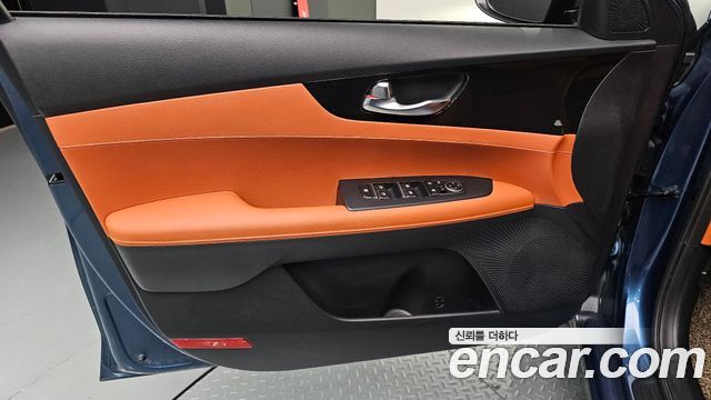 Kia K3 2023 — photo 14