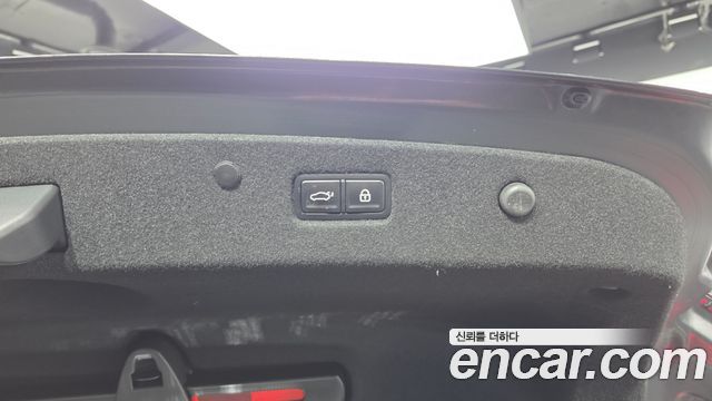 Kia K8 2022 — photo 17