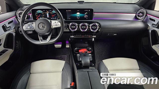 Mercedes-Benz CLA-Class 2020 — photo 10