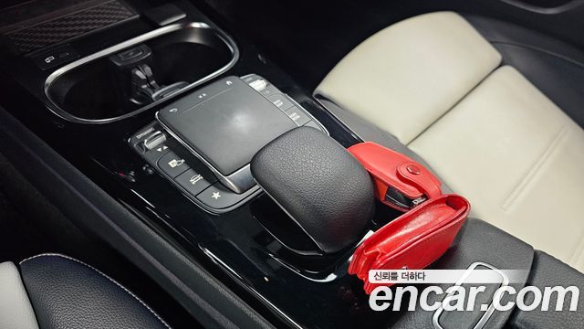 Mercedes-Benz CLA-Class 2020 — photo 22