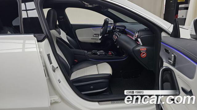 Mercedes-Benz CLA-Class 2020 — photo 16