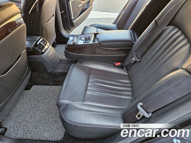 Genesis EQ900 2018 — photo 12