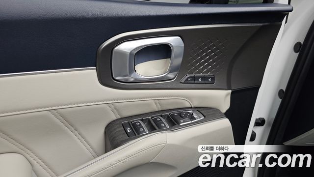 Kia Sorento 2022 — photo 28