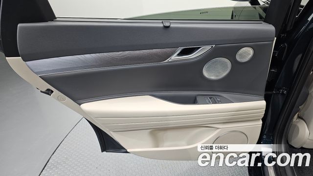 Genesis G80 2023 — photo 15