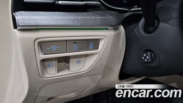Genesis G80 2023 — photo 27