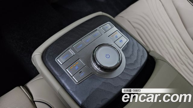 Genesis G80 2023 — photo 34