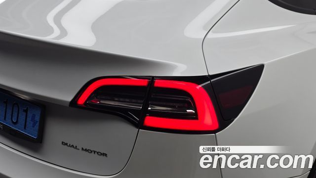 Tesla Model 3 2022 — photo 9