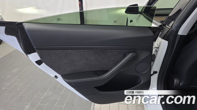 Tesla Model 3 2022 — photo 15