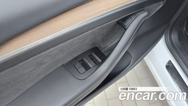 Tesla Model 3 2022 — photo 28