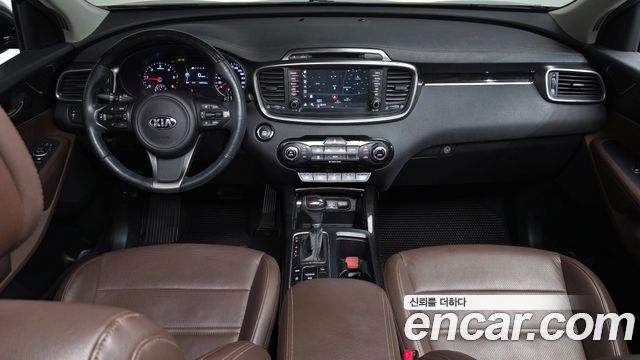 Kia Sorento 2016 — photo 10