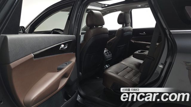 Kia Sorento 2016 — photo 18