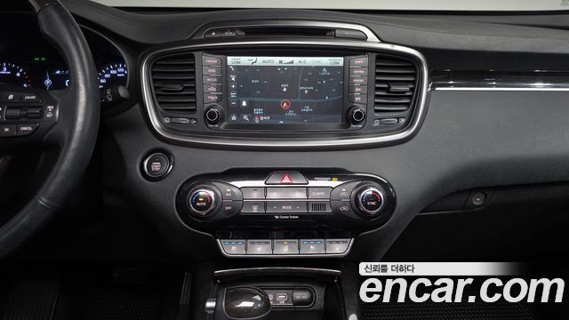 Kia Sorento 2016 — photo 20