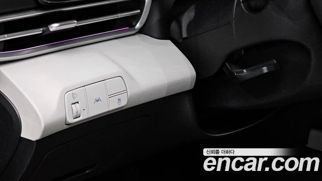 Hyundai AVANTE 2022 — photo 13