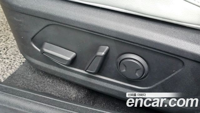 Hyundai AVANTE 2022 — photo 18