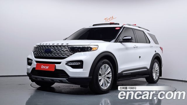Ford Explorer 2020 — photo 1