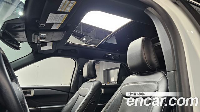 Ford Explorer 2020 — photo 23