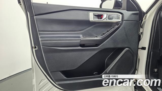 Ford Explorer 2020 — photo 14