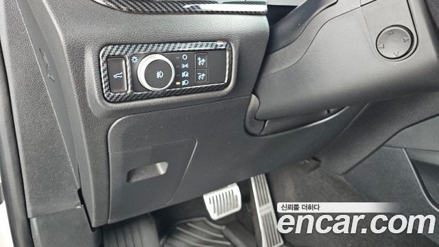 Ford Explorer 2020 — photo 27