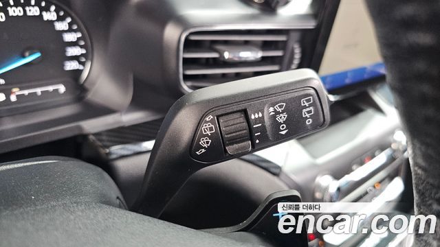 Ford Explorer 2020 — photo 28