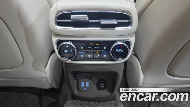 Genesis GV80 2022 — photo 18