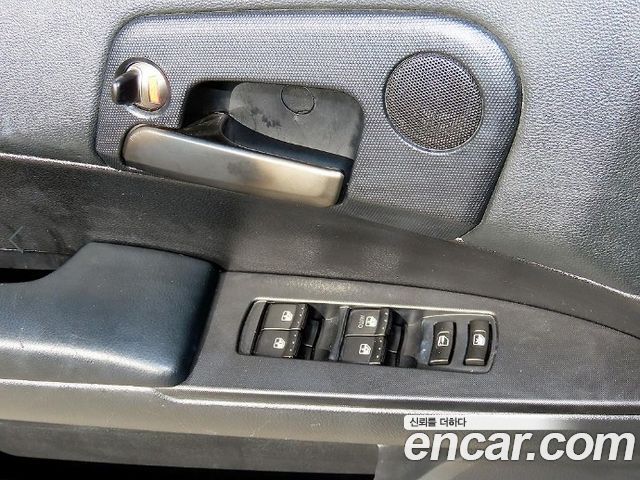 KG Mobility KORANDO 2013 — photo 11