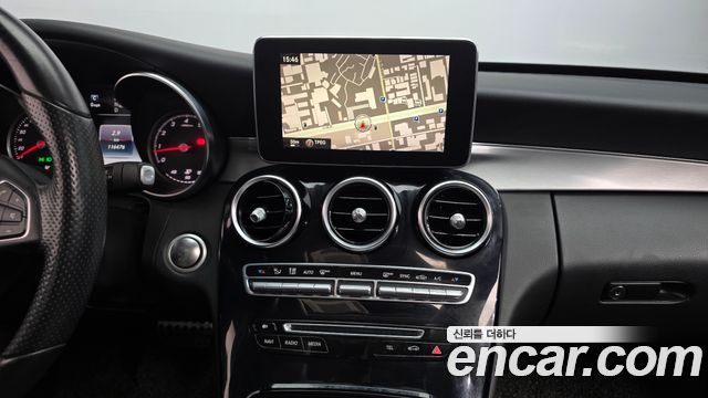 Mercedes-Benz C-Class 2015 — photo 13