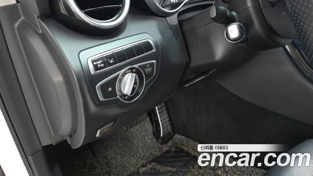Mercedes-Benz C-Class 2015 — photo 18