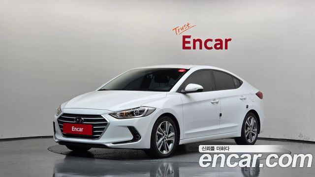 Hyundai AVANTE 2017 — photo 1