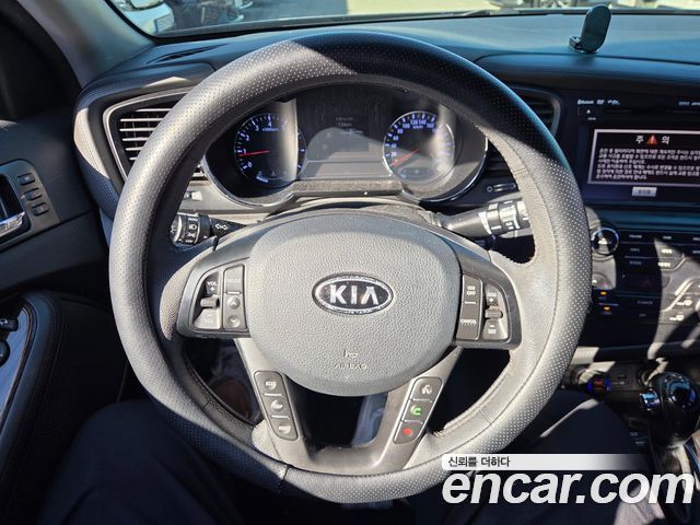 Kia K5 2012 — photo 6