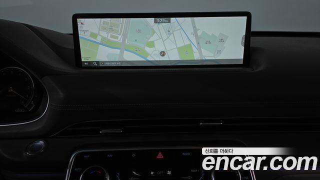 Genesis GV80 2021 — photo 18