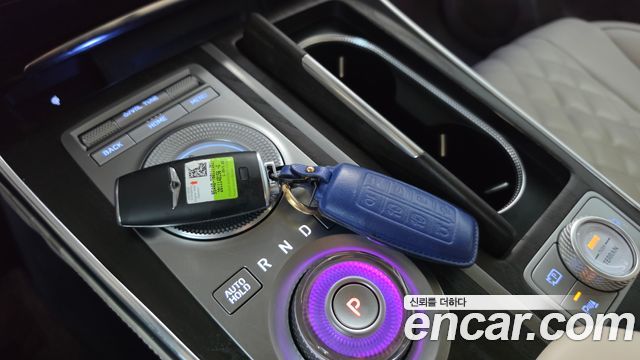 Genesis GV80 2021 — photo 23