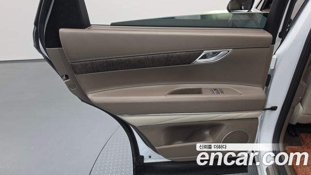 Genesis GV80 2021 — photo 15